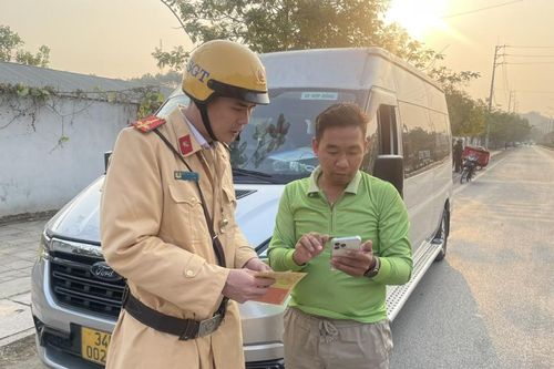 Xử lý 2.672 trường hợp vi phạm trật tự an toàn giao thông đợt cao điểm tấn công, trấn áp tội phạm, bảo đảm an ninh, trật tự