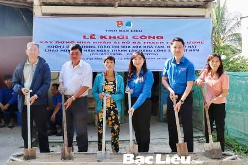 Góp sức trẻ xóa nhà tạm, nhà dột nát