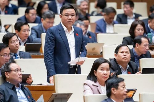 Chủ tịch PVN Lê Mạnh Hùng: Cần tránh việc sau duyệt dự án, DN phải đi xin cơ chế