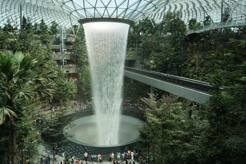 Khu phức hợp sân bay Changi đón lượng khách kỷ lục