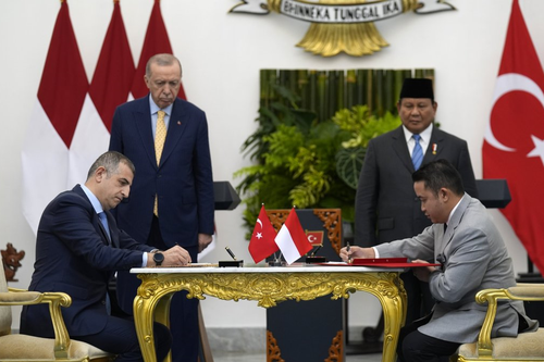 Gã khổng lồ UAV Thổ Nhĩ Kỳ ký thỏa thuận xây nhà máy tại Indonesia
