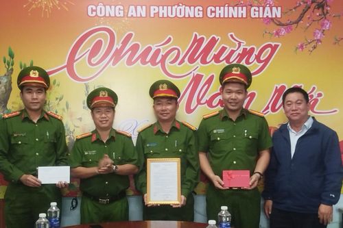 Mất hơn 12 triệu đồng vì mua mẻ gấu bay trên facebook