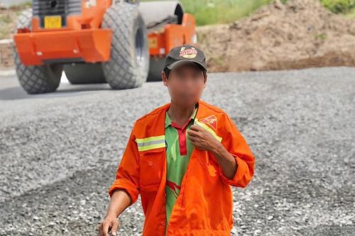Phóng viên bị hành hung khi tác nghiệp tại dự án mở rộng Quốc lộ 50