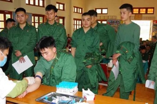 Những ngày đầu trong quân ngũ