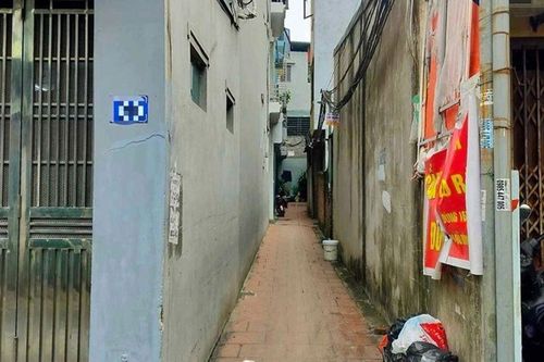 Bé gái 5 tháng tuổi tử vong 'bí ẩn' ở Hà Nội: Chưa phát hiện tác động ngoại lực