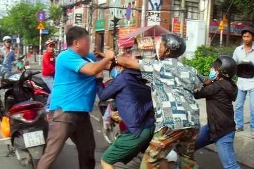 Chuyên gia tội phạm học nói gì về tình trạng 'bạo lực' khi va chạm giao thông?