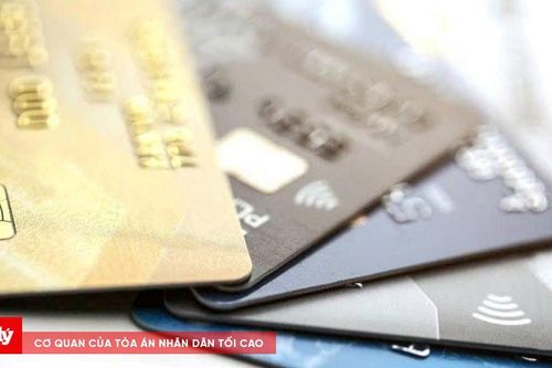 Truy tố ba chị em mua bán trái phép tài khoản ngân hàng