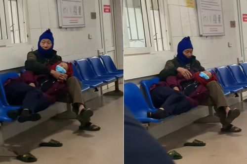 Chuyện cảm động phía sau clip cụ bà ngủ ngon trong vòng tay chồng ở bệnh viện