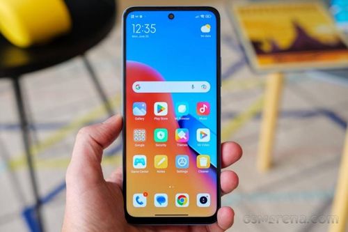 Redmi 12 'bắt đáy' chỉ 2,6 triệu, thiết kế đẹp như iPhone 12 Pro Max, màn lớn thỏa sức giải trí