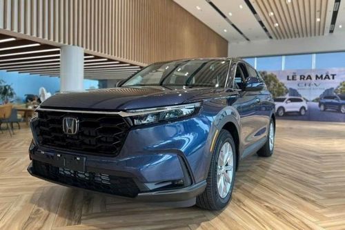 Honda CR-V có giá lăn bánh siêu 'mềm' nhờ ưu đãi khủng giữa tháng 2/2025, quyết chiến Mazda CX-5