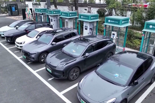 Xe năng lượng mới đắt hàng tại Trung Quốc