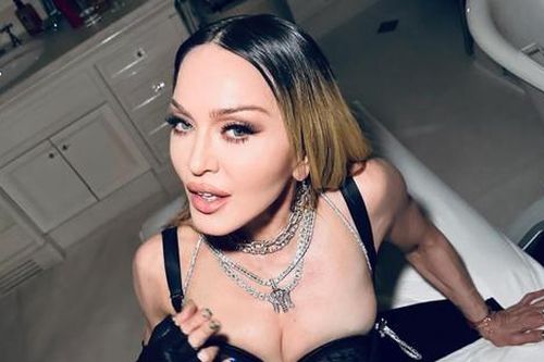 'Khi Madonna chấp nhận chính mình ở tuổi 66'