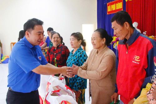 Đổi mới công tác thanh niên