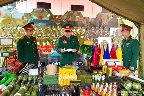 Quân khu 1 kiểm tra công tác chuẩn bị huấn luyện năm 2025 tại Lộc Bình
