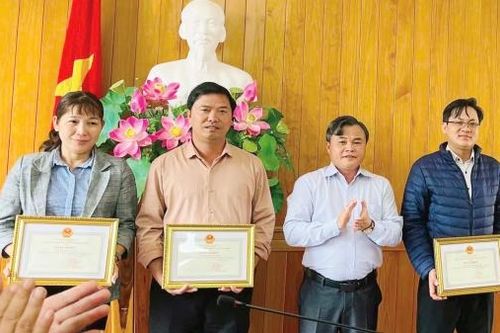 Ðức Trọng: Nhiều giải pháp thu ngân sách năm 2025