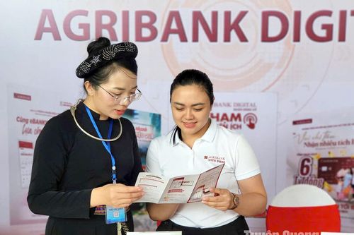 Phát triển các sản phẩm dịch vụ ngân hàng số