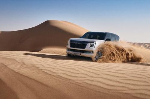 Nissan Patrol 2025 'lột xác' 'tuyên chiến' với Toyota Land Cruiser