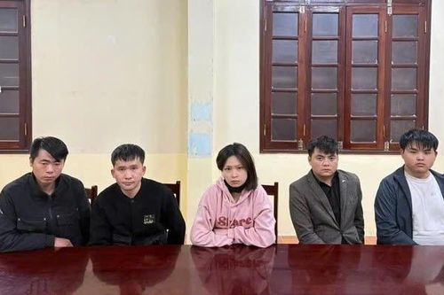Ngăn chặn 5 người nước ngoài nhập cảnh trái phép