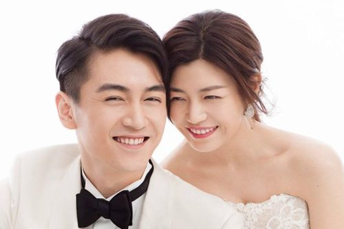 Cặp sao phim 'Thần điêu đại hiệp' ly hôn