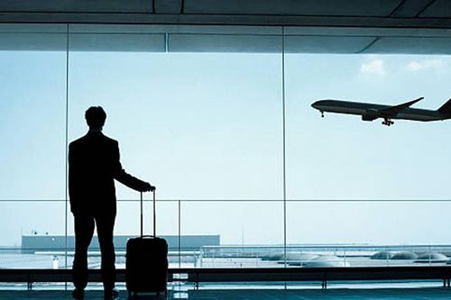 Xác minh thông tin nam thanh niên mất liên lạc khi xuất cảnh ra nước ngoài
