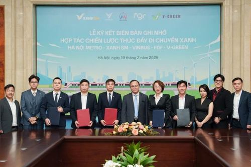 Metro Hà Nội cùng Xanh SM, VinBus, FGF, V-GREEN phát triển giao thông xanh