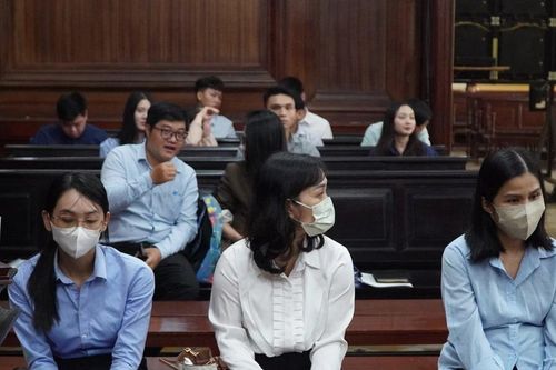 Tất toán khống sổ tiết kiệm của khách hàng, cựu giám đốc ngân hàng bị phạt 20 năm tù