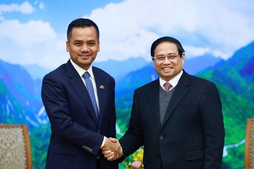 Việt Nam luôn coi trọng và dành ưu tiên hàng đầu trong củng cố, phát triển quan hệ với Campuchia