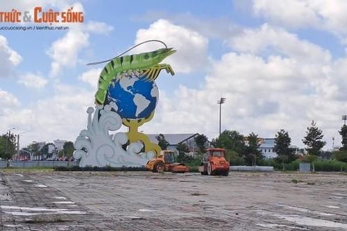 Đã có nhà thầu thi công sân khấu Quảng trường Phan Ngọc Hiển