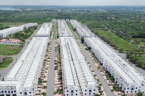 7 bị can bị truy tố vì xây dựng trái phép 680 căn nhà, lừa đảo hơn 533 tỷ đồng