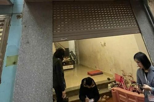 Bản tin 8H: Điểm bất thường tại nơi trông giữ bé gái 5 tháng tuổi tử vong ở Hà Nội