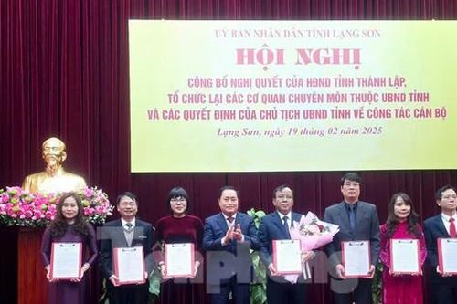 Bổ nhiệm nhiều cán bộ lãnh đạo ở tỉnh Lạng Sơn
