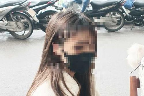 Hà Nội: Nữ sinh sợ hãi kể lại phút bị nhóm đối tượng hành hung dã man, bắt quỳ xin lỗi