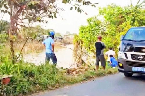 Truy tìm hung thủ sát hại người giao thịt heo rồi dìm xác xuống sông ở An Giang