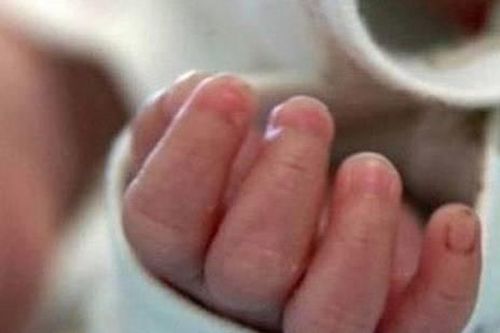 Lời khai của bảo mẫu vụ bé gái 5 tháng tuổi tử vong bất thường
