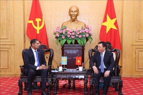 Thúc đẩy hợp tác Việt Nam - Thụy Điển trong nghiên cứu tư vấn chính sách về hành chính, quản trị công