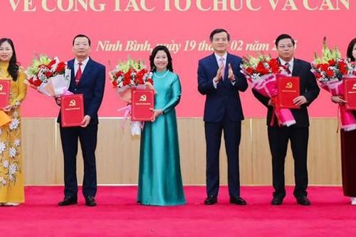 Bà Bùi Mai Hoa làm Trưởng Ban Tuyên giáo và Dân vận Ninh Bình