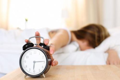 Những thói quen buổi sáng khiến cân nặng tăng vùn vụt mà bạn không hay biết