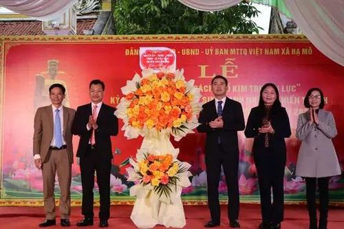 Bộ sách 'Cổ kim truyền lục' tôn vinh di sản văn hóa