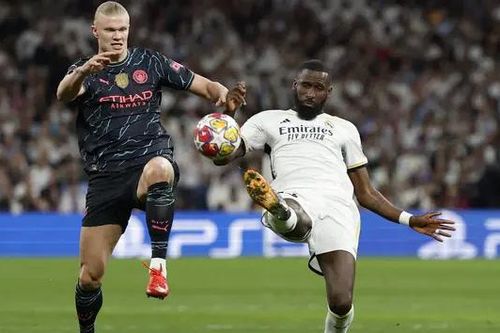 Manchester City đối đầu với thử thách lớn trước 'Kền kền trắng'