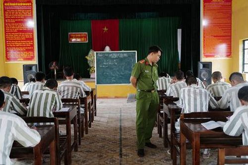 Nâng cao trách nhiệm trong giáo dục người chưa thành niên phạm tội sửa chữa sai lầm
