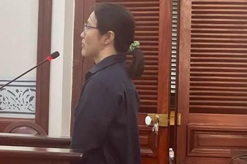 Cựu thủ quỹ nhà hàng Ái Huê lãnh 15 năm tù vì 'thụt két' 2,5 tỷ đồng