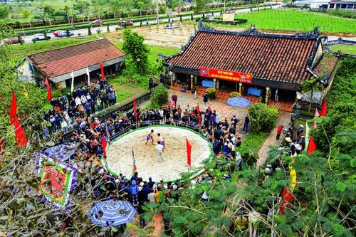 Thể thao nhìn từ Hội làng Tết