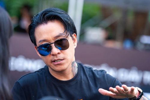 Tuấn Hưng: 'Có những lúc muốn bỏ cuộc vì quá mệt mỏi'