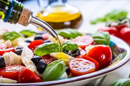 Ăn dầu ôliu làm giảm nguy cơ mắc bệnh tim?