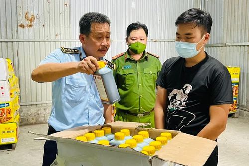 Nhiều khó khăn trong quản lý vật tư nông nghiệp