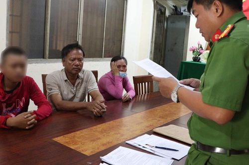 Diễn biến mới vụ thiếu niên 13 tuổi đốt xe ô tô của công an