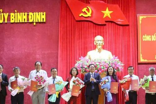 Bình Định công bố nhân sự chủ chốt sau khi hợp nhất các sở
