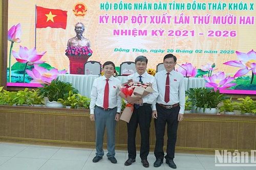 Đồng chí Phạm Văn Chuẩn giữ chức Phó Chủ tịch Hội đồng nhân dân tỉnh Đồng Tháp