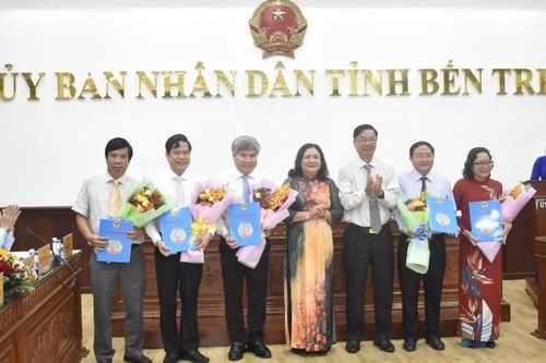 Bến Tre hợp nhất và bổ nhiệm người đứng đầu các sở, ngành