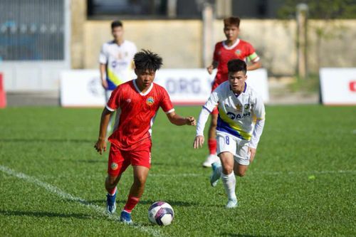 Xác định tám đội vào tứ kết Giải U19 quốc gia 2025